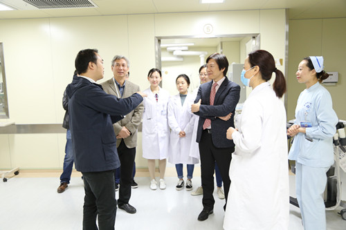 參觀ICU3_副本.jpg